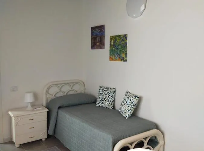 Helianthus بلدية آسميني